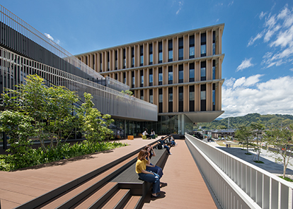 常葉大学静岡草薙キャンパス 竹中工務店